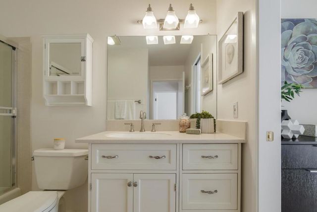 610 Gilbert Avenue 25, Menlo Park, CA 94025