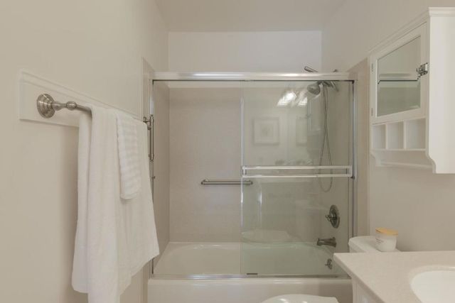 610 Gilbert Avenue 25, Menlo Park, CA 94025