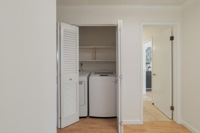 610 Gilbert Avenue 25, Menlo Park, CA 94025