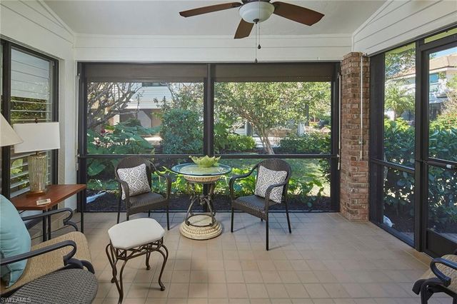 4062 Crayton RD # F5, Naples, FL 34103