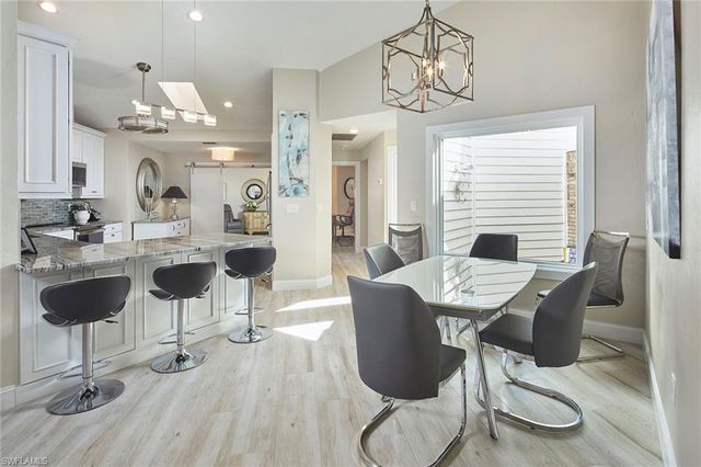 4062 Crayton RD # F5, Naples, FL 34103