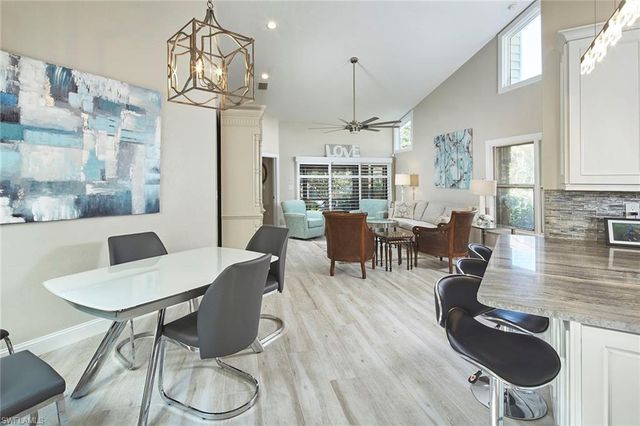 4062 Crayton RD # F5, Naples, FL 34103