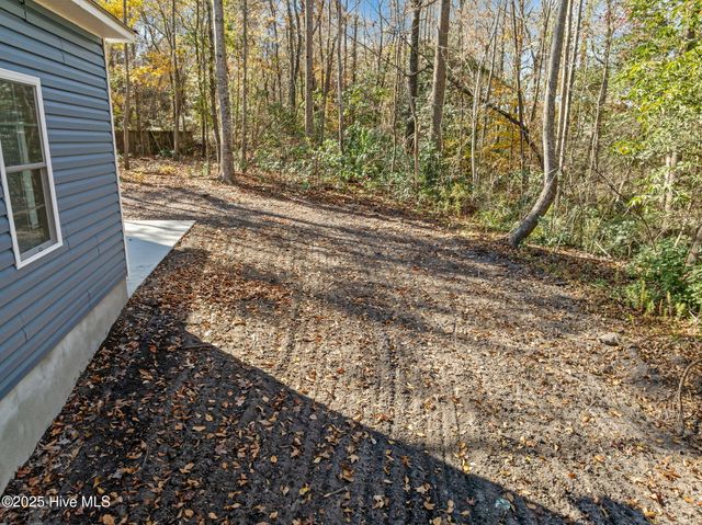 802 Little Cardinal Court, Jacksonville, NC 28540