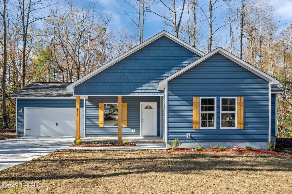 802 Little Cardinal Court, Jacksonville, NC 28540