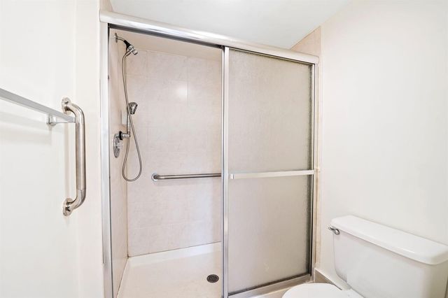 2908 Carambola Circle 101-b, Coconut Creek, FL 33066