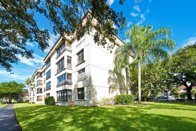 2908 Carambola Circle 101-b, Coconut Creek, FL 33066