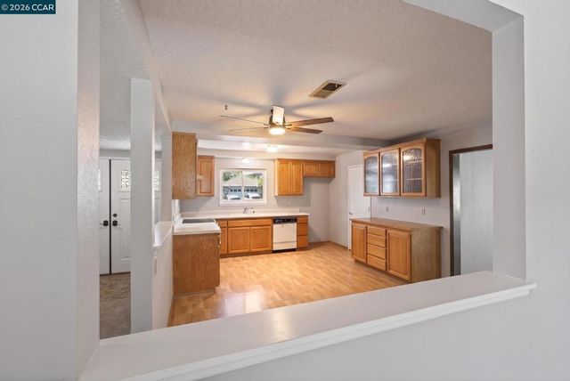 666 Odin Dr, Pleasant Hill, CA 94523