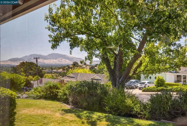 666 Odin Dr, Pleasant Hill, CA 94523