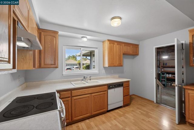 666 Odin Dr, Pleasant Hill, CA 94523