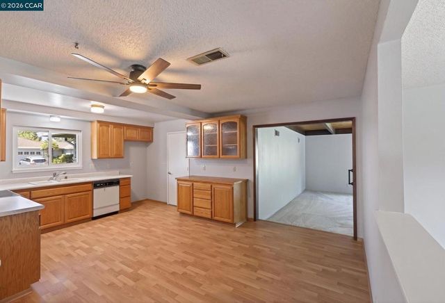 666 Odin Dr, Pleasant Hill, CA 94523