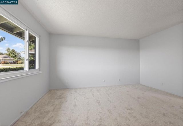 666 Odin Dr, Pleasant Hill, CA 94523