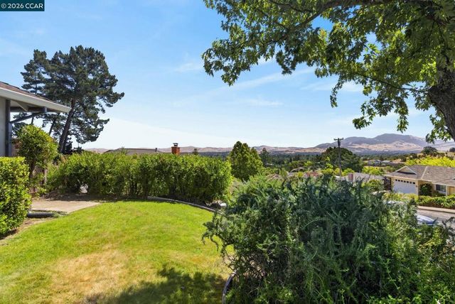 666 Odin Dr, Pleasant Hill, CA 94523