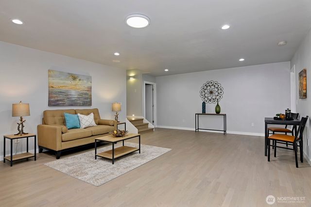 4524 12th Avenue S, Seattle, WA 98108