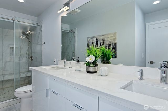 4524 12th Avenue S, Seattle, WA 98108