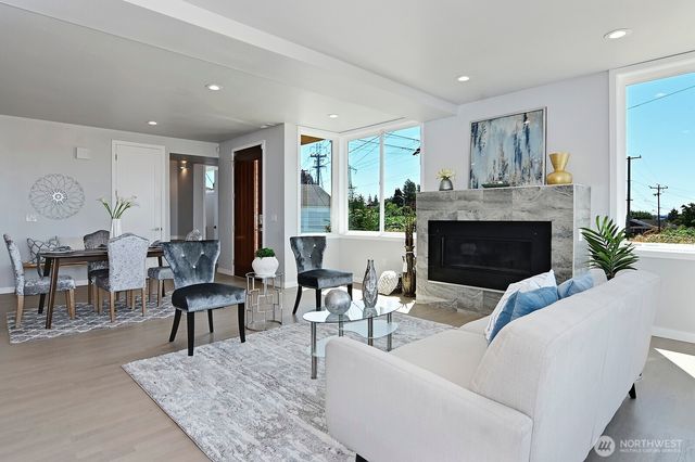 4524 12th Avenue S, Seattle, WA 98108