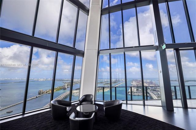 1000 Biscayne Blvd 3902, Miami, FL 33132