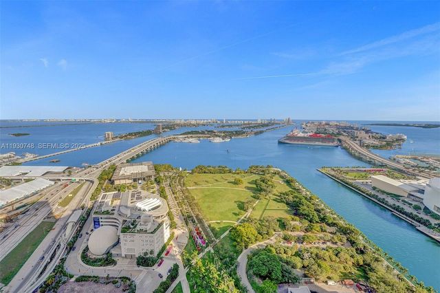 1000 Biscayne Blvd 3902, Miami, FL 33132