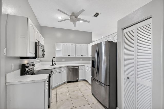 6179 Bear Creek Court, Lake Worth, FL 33467