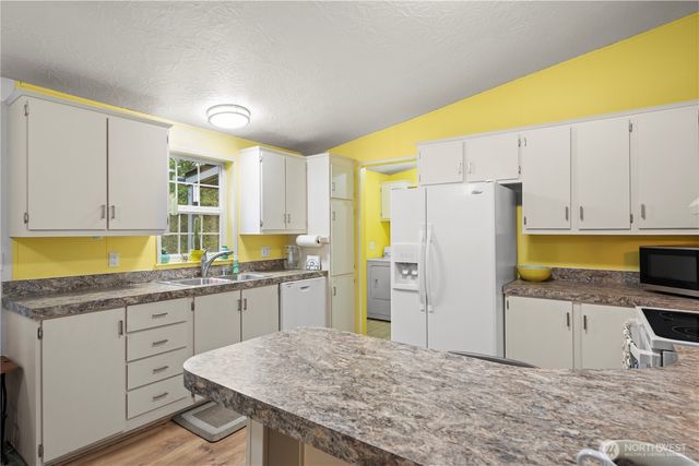 16400 Dogwood Lane, Arlington, WA 98223