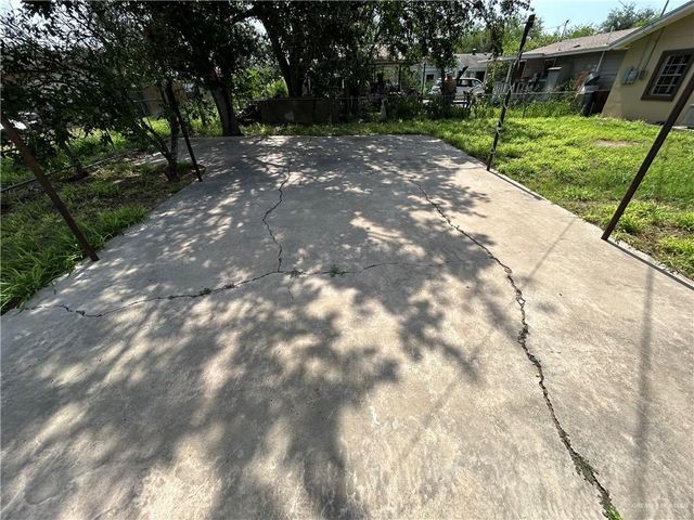 327 E Joe D. Garcia Avenue, Elsa, TX 78543