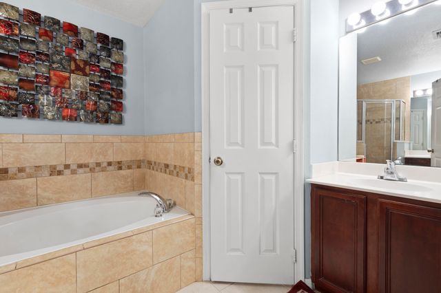 6690 NW Pinson Court, Port St. Lucie, Port St Lucie, FL 34983