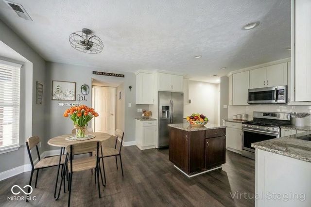 13599 Sweet Briar Parkway, Fishers, IN 46038