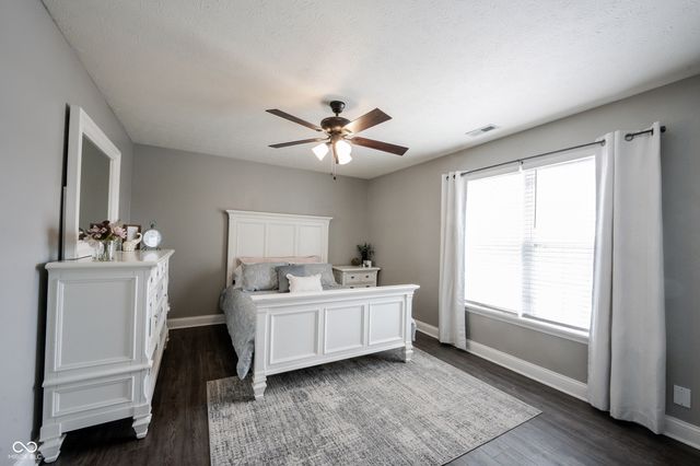 13599 Sweet Briar Parkway, Fishers, IN 46038