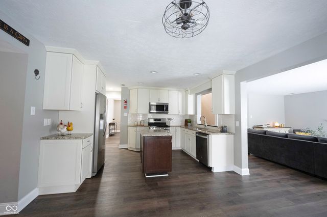 13599 Sweet Briar Parkway, Fishers, IN 46038