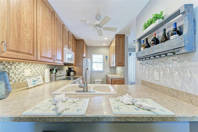 446 CERROMAR ROAD 293, Venice, FL 34293