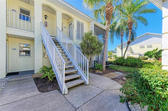 446 CERROMAR ROAD 293, Venice, FL 34293