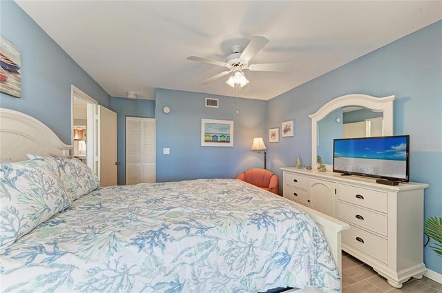 446 CERROMAR ROAD 293, Venice, FL 34293