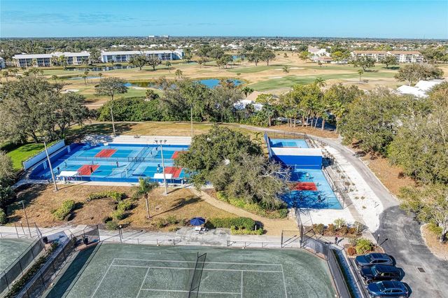 446 CERROMAR ROAD 293, Venice, FL 34293