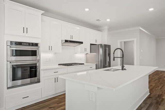 817 Hillock Trace, Lebanon, TN 37087