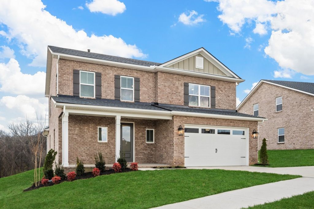 817 Hillock Trace, Lebanon, TN 37087