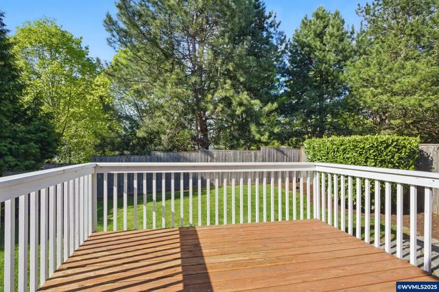 17699 SW Elderview Dr, Sherwood, OR 97140