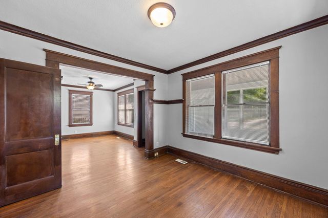 631 Western Avenue N, Saint Paul, MN 55103
