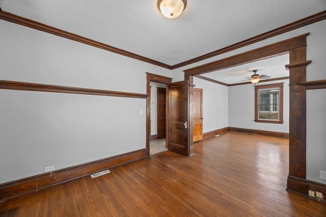 631 Western Avenue N, Saint Paul, MN 55103