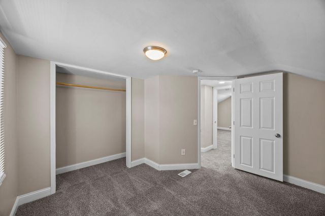 631 Western Avenue N, Saint Paul, MN 55103