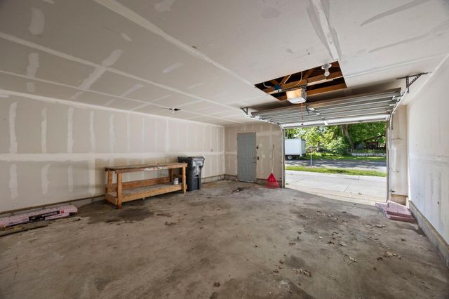 631 Western Avenue N, Saint Paul, MN 55103