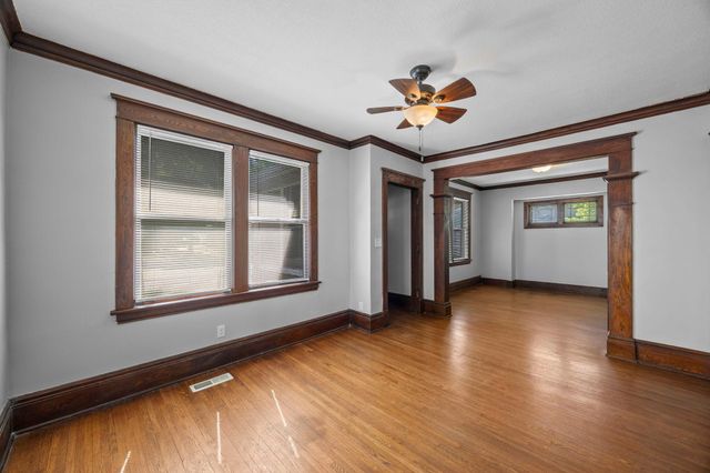 631 Western Avenue N, Saint Paul, MN 55103