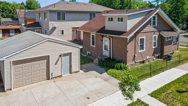 631 Western Avenue N, Saint Paul, MN 55103