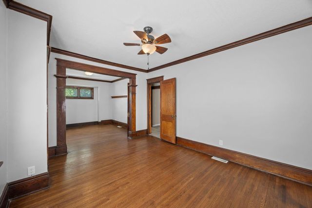 631 Western Avenue N, Saint Paul, MN 55103