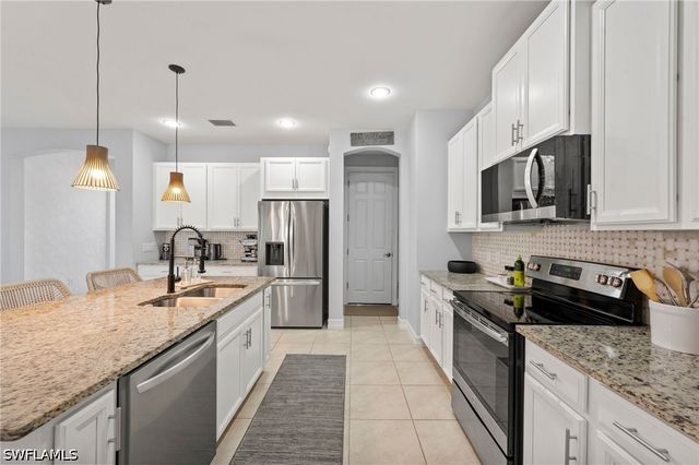 16266 ABERDEEN WAY, Naples, FL 34110