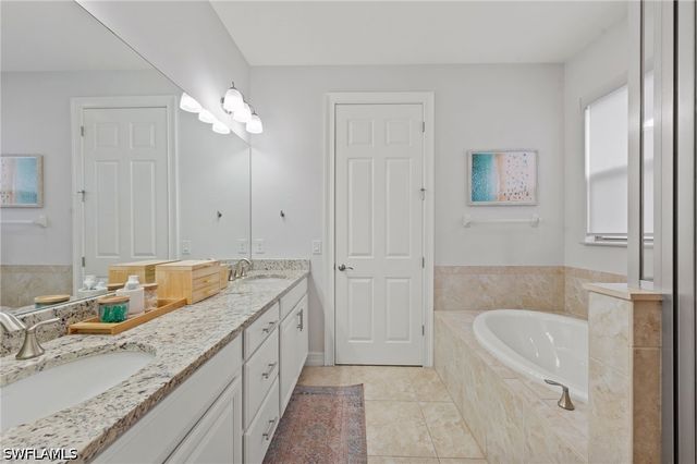 16266 ABERDEEN WAY, Naples, FL 34110
