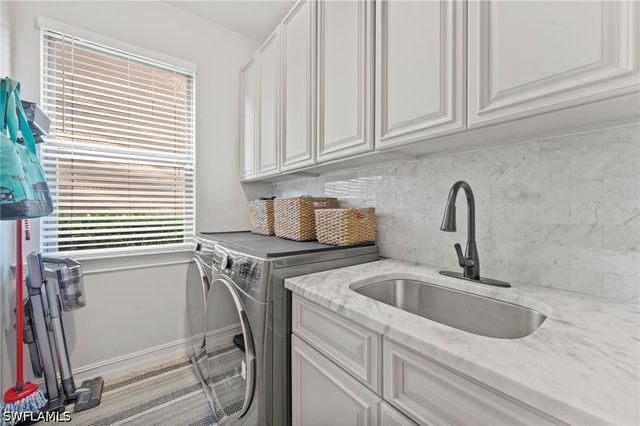 16266 ABERDEEN WAY, Naples, FL 34110