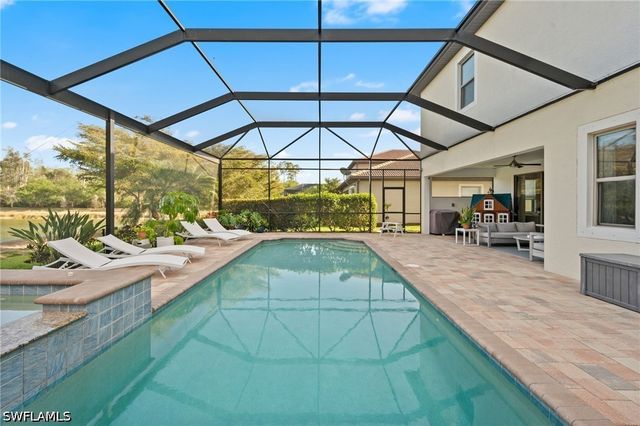 16266 ABERDEEN WAY, Naples, FL 34110