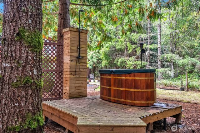 1038 NE Blue Ridge Drive, Poulsbo, WA 98370