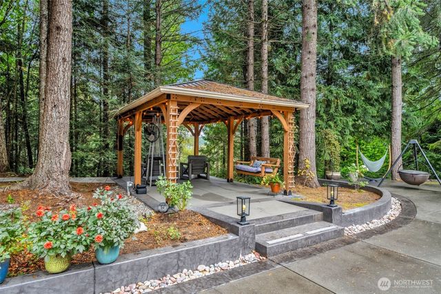 1038 NE Blue Ridge Drive, Poulsbo, WA 98370
