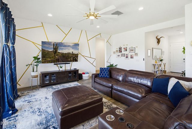 4020 W PIEDMONT Road, Laveen, AZ 85339