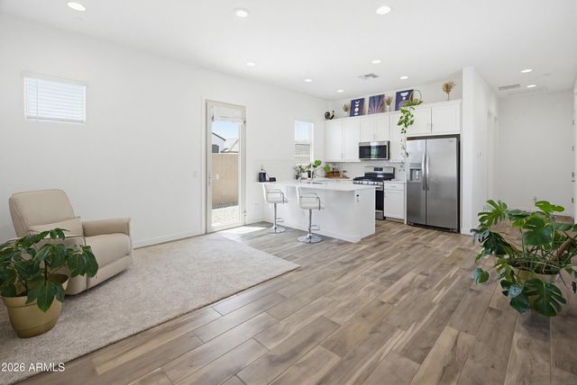 4020 W PIEDMONT Road, Laveen, AZ 85339